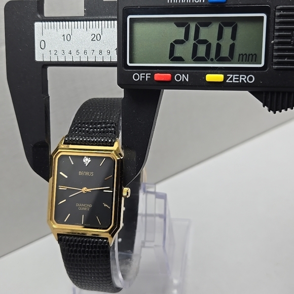 Benrus Diamond Quartz Gold Tone Black Dial Watch New Battery Vintage Leather - Picture 4 of 11